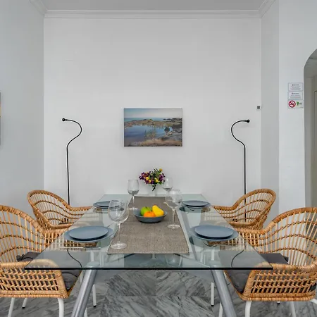 Lorcrisur By Interhome Lägenhet Marbella