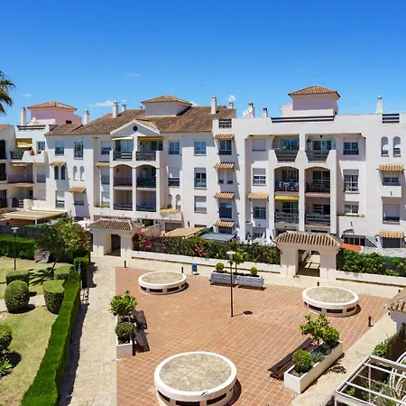 Lorcrisur By Interhome Lägenhet Marbella